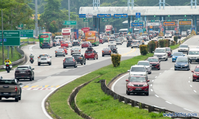 Giao thông tại Malaysia trong bức ảnh đăng ngày 24/1. Ảnh: Malay Mail